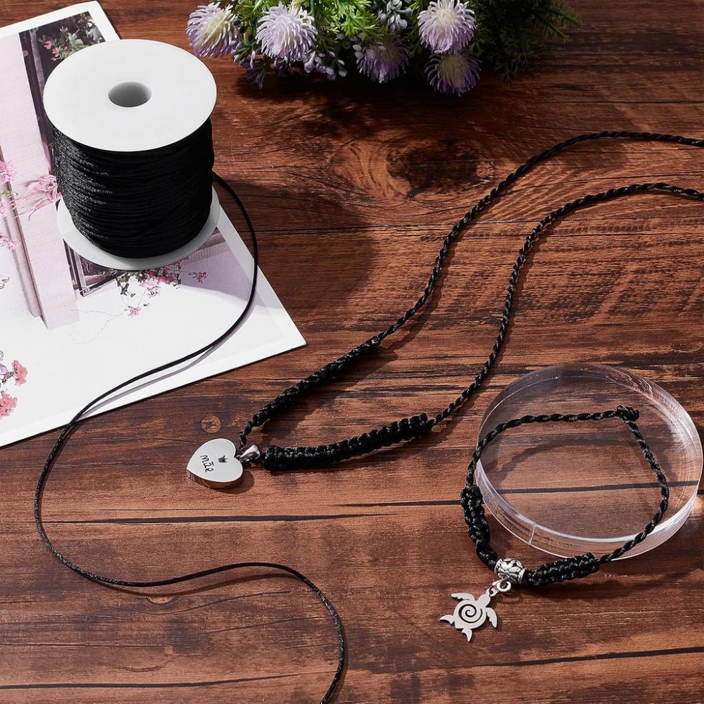 1 rolka 70m satynowego sznurka – Knotting Cord Silk recenzja i cena